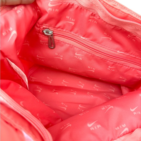 NWOT Nike Nylon Tote - Picture 7 of 8